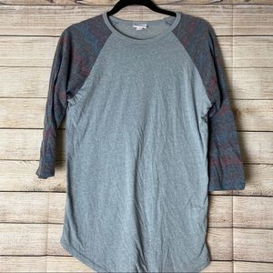 Lularoe Randy Raglan t shirt small